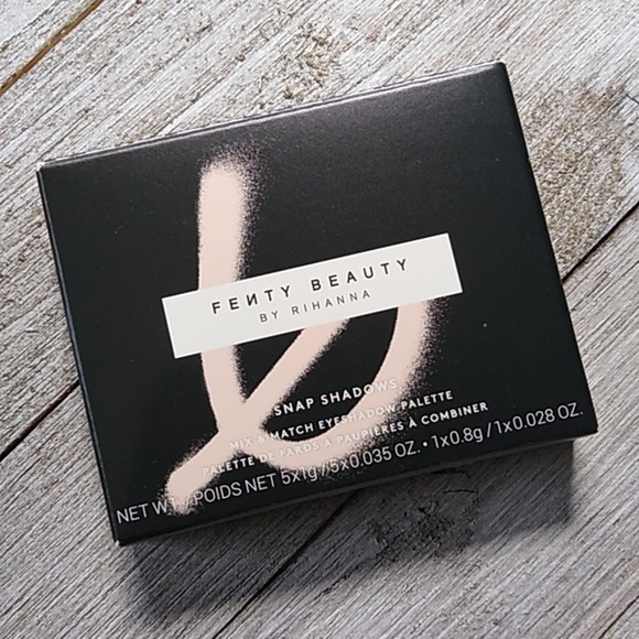 NIB FENTY BEAUTY Snap Shadows Mix & Match Eyeshadow Palette in Smoky - Picture 2 of 16
